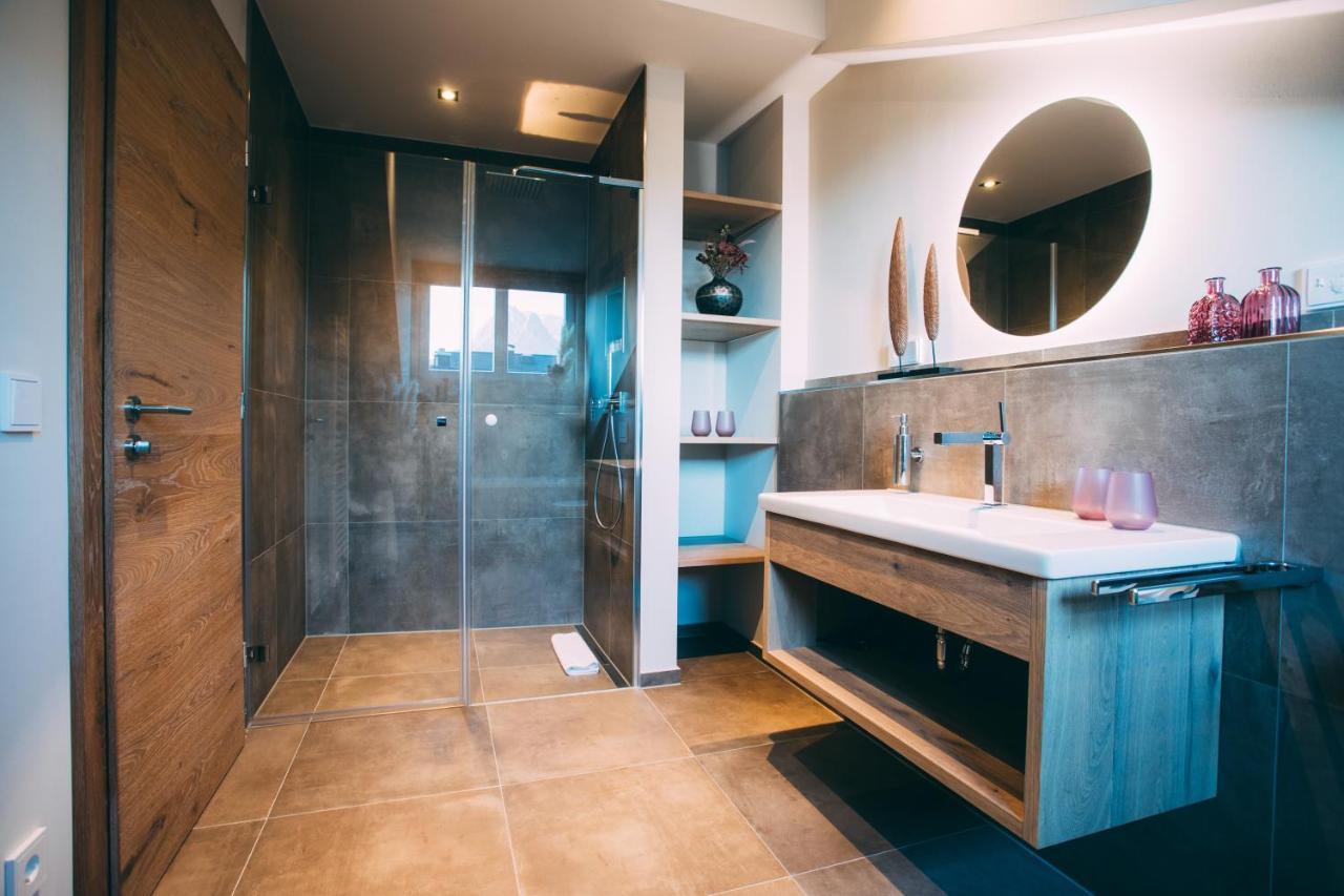 Boutique Chalets Alpi - Private Sauna & Cinema Garmisch-Partenkirchen Dış mekan fotoğraf