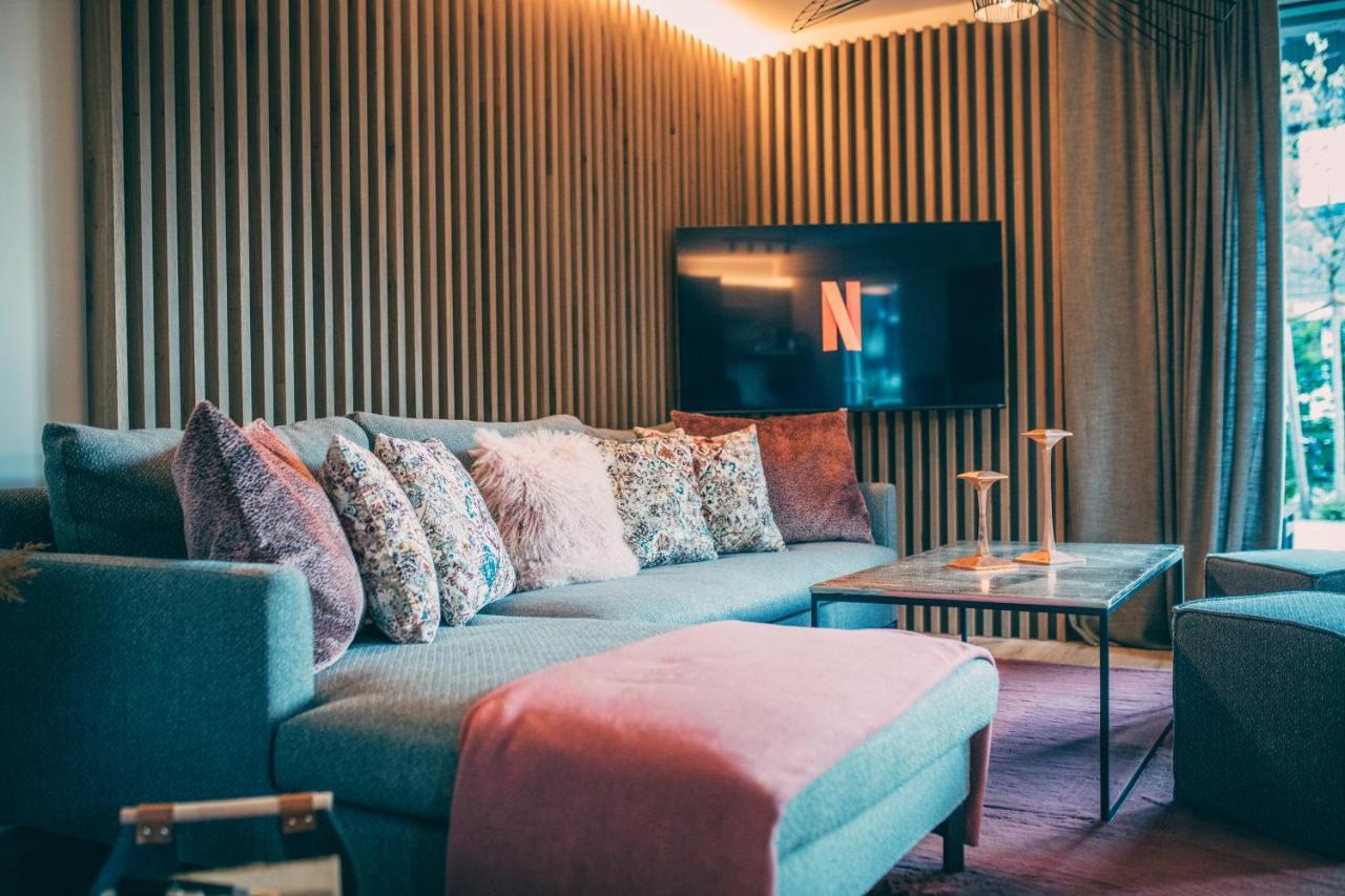 Boutique Chalets Alpi - Private Sauna & Cinema Garmisch-Partenkirchen Dış mekan fotoğraf
